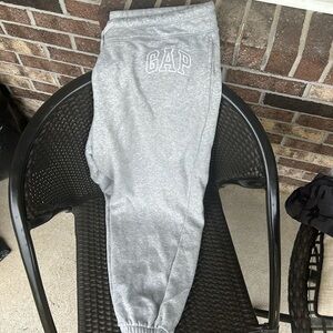 Gray gap joggers